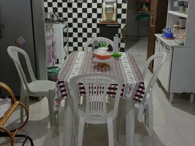 Imagem 2: Casa em Salinas Casa com 4 dormitórios