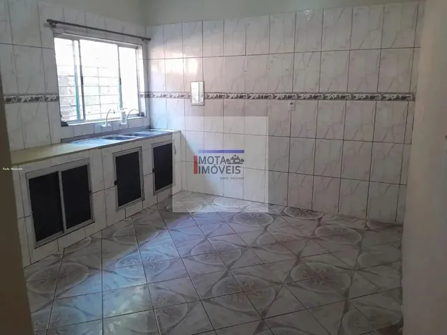 Imagem 2: Imóvel para Aluguel com 10 Metros Quadrados com 2 Quartos em Marituba - Ananindeua - Pa
