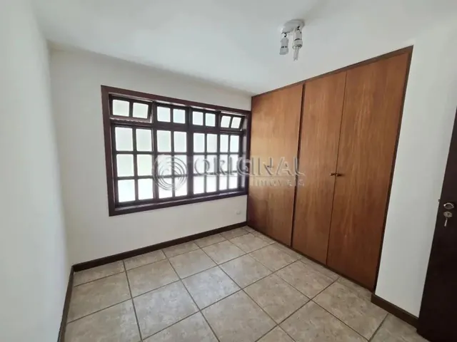 Imagem 16: Casa com 5 Dormitórios para Locação