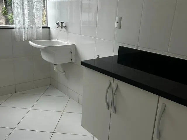 Imagem 9: Apartamento para Alugar no Terceiro Andar