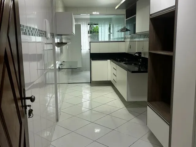 Imagem 10: Apartamento para Alugar no Terceiro Andar
