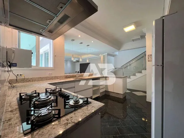 Imagem 13: Casa com 3 Dormitórios para Alugar, 300 M² por R$ 7.500/Mês - Tarumã - Curitiba/Pr