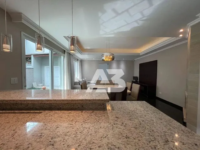 Imagem 2: Casa com 3 Dormitórios para Alugar, 300 M² por R$ 7.500/Mês - Tarumã - Curitiba/Pr