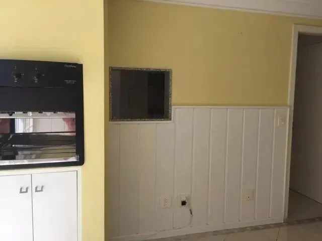Imagem 3: Apartamento 02 Quartos - Centro - Curitiba