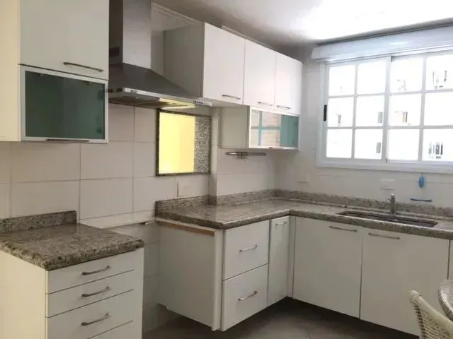 Imagem 15: Apartamento 02 Quartos - Centro - Curitiba
