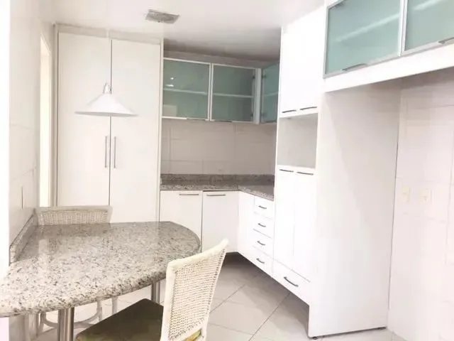 Imagem 12: Apartamento 02 Quartos - Centro - Curitiba
