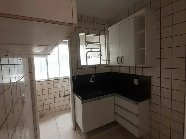 Imagem 13: 2 Quartos, 1 Banheiro, 1 Lance Escada