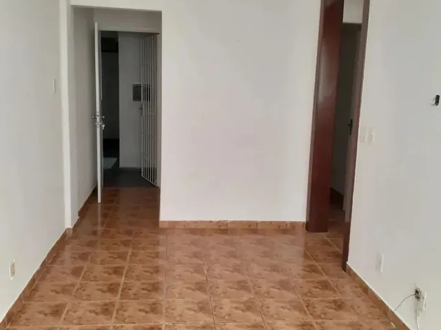 Imagem 10: 2 Quartos, 1 Banheiro, 1 Lance Escada
