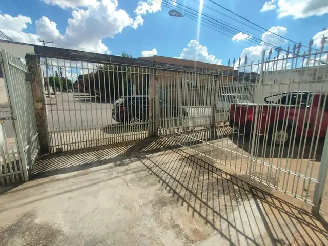 Imagem 2: Sobrado para Aluguel com 3 Quartos em Éden - Sorocaba - Sp