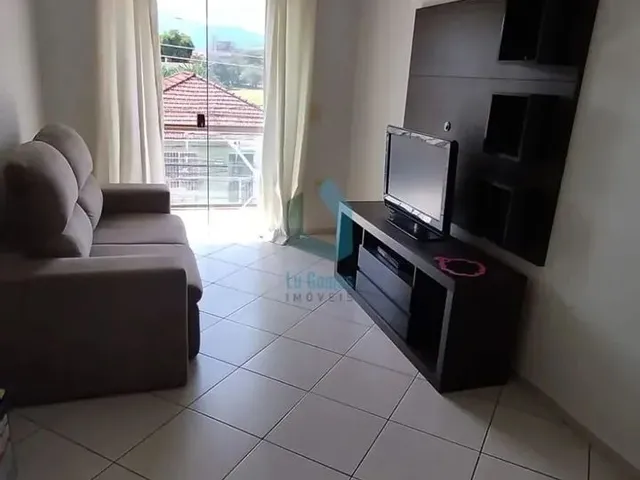 Imagem: O apartamento possui 1 Dormitório, 1 Banheiro, 1 Vaga na