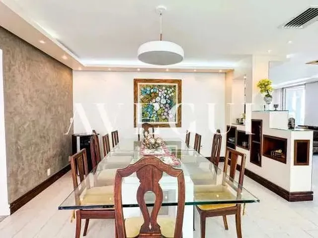 Imagem 7: Urca - Casa com Vista e Piscina - 256M², 4 Suítes e Sofisticação Absoluta