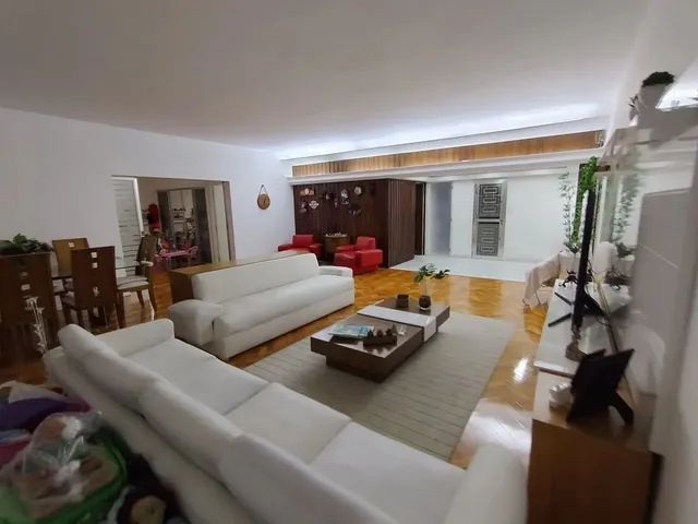 Imagem 1: Apartamento Exclusivo À Venda em Copacabana - 210M² de Conforto e Sofisticação!