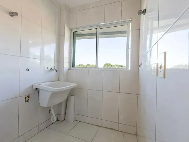 Imagem 6: Apartamento para Aluguel Possui 110 Metros Quadrados com 3 Quartos em Centro - Pinhais - P