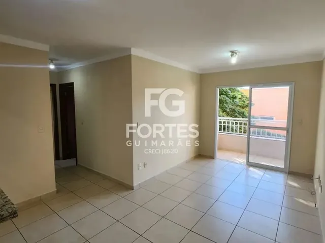 Imagem: O apartamento possui 2 Dormitórios, 1 Suíte, 2 Banheiros,