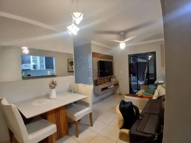 Imagem: O apartamento possui 3 Dormitórios, 1 Suíte, 3 Banheiros,