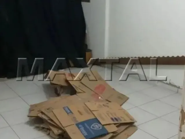 Imagem 7: Sobrado em Santana, Muito Próximo À Av. Braz Leme, Precisando de Reforma e com Vaga