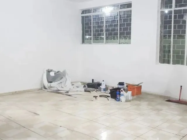 Imagem: Casa para Aluguel, 4 Quartos, 1 Vaga, Embaré