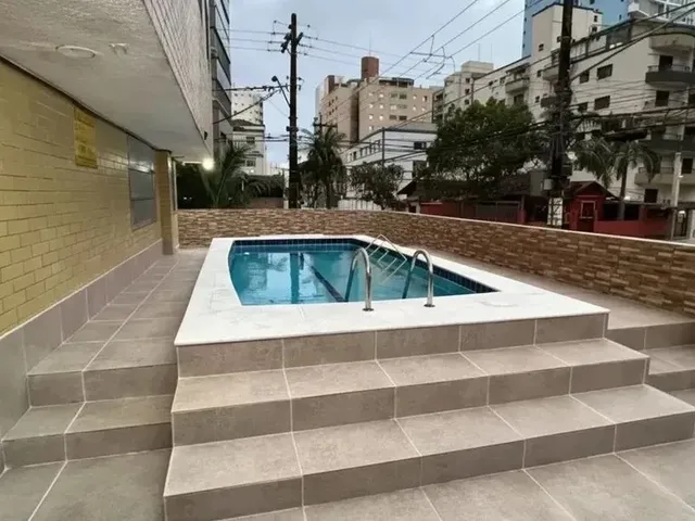 Imagem: O apartamento possui 2 Dormitórios, 1 Banheiro, 1 Vaga na