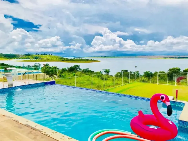 Imagem: Sobrado Piscina Borda Infonita com Vista