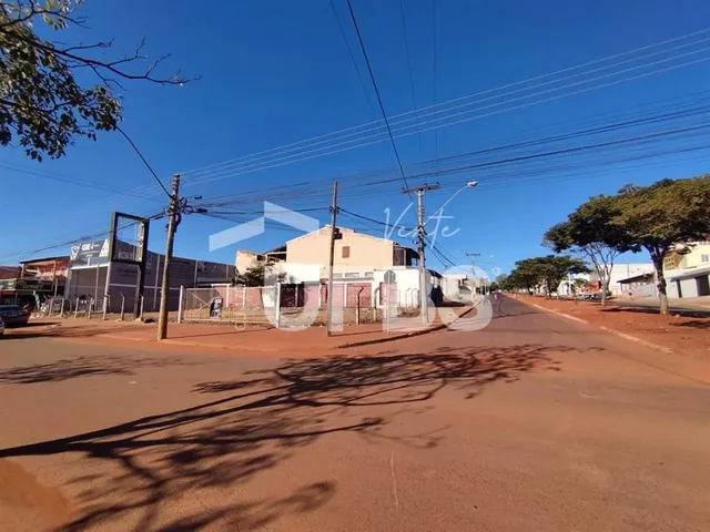 Imagem: Lote Comercial Av. Goiás Norte