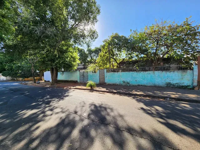 Imagem: Lote para Venda com 499 Metros Quadrados