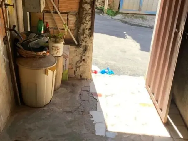 Imagem 2: Venho Um Barracão
