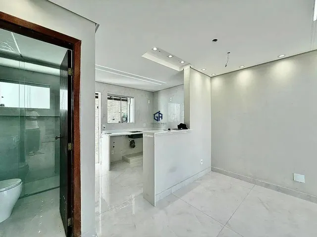 Imagem: Casa Geminada 2 Quartos, 2 Vagas - Copacabana