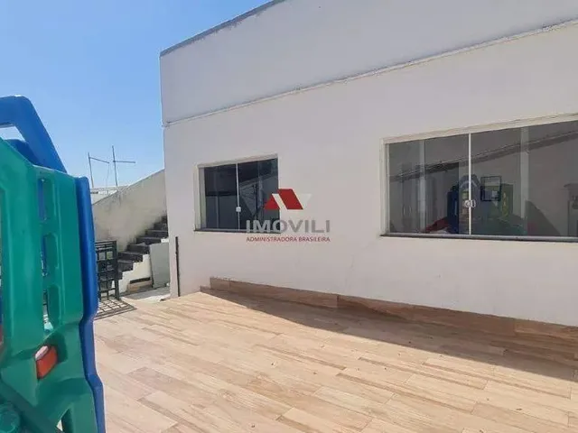 Imagem: Casa com Ampla Área Interna