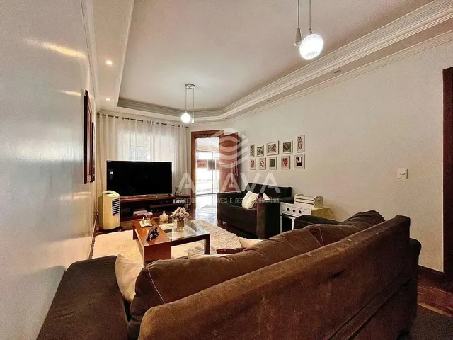 Imagem 15: Casa com 5 Quartos À Venda - 200M² - São João Batista, Próximo À Avenida Dom Pedro I