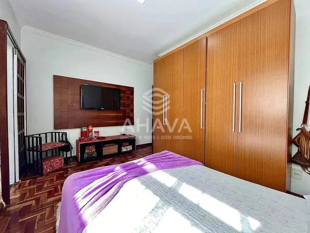 Imagem 2: Casa com 5 Quartos À Venda - 200M² - São João Batista, Próximo À Avenida Dom Pedro I