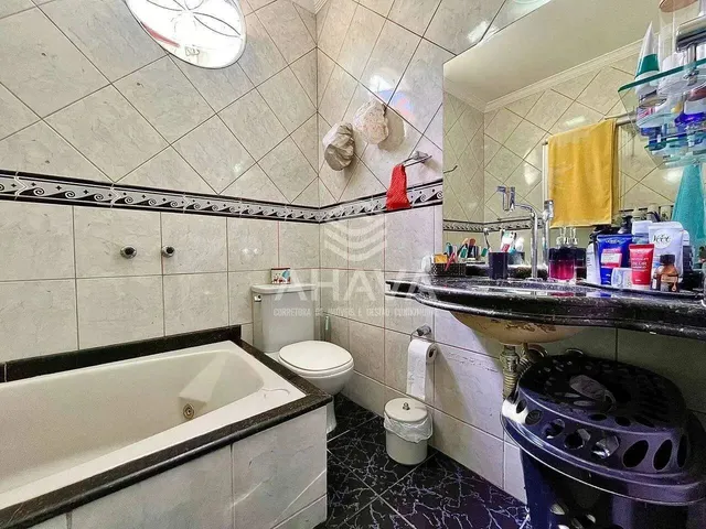 Imagem 8: Casa com 5 Quartos À Venda - 200M² - São João Batista, Próximo À Avenida Dom Pedro I