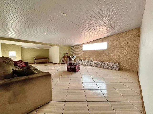 Imagem 7: Casa com 5 Quartos À Venda - 200M² - São João Batista, Próximo À Avenida Dom Pedro I