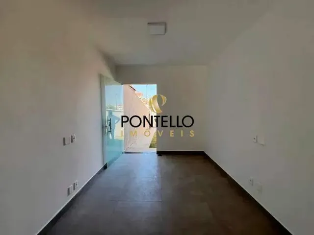Imagem: Casa À Venda, 2 Quartos, 2 Suítes, 2 Vagas