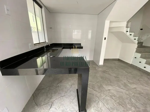 Imagem 2: Excelente Casa com Entrada Individual com 3 Quartos e 3 Banheiros, 90 M² Área