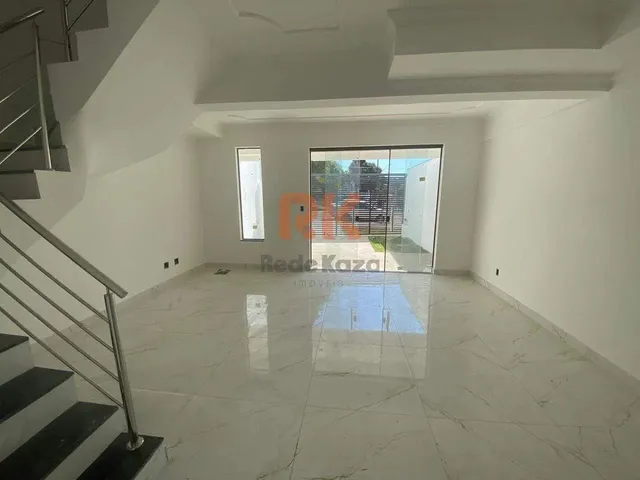 Imagem: Casa Geminada À Venda, 3 Quartos, 1 Suíte