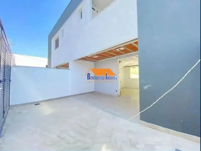 Imagem: Casa Duplex de 3 Quartos no Bairro Candelaria