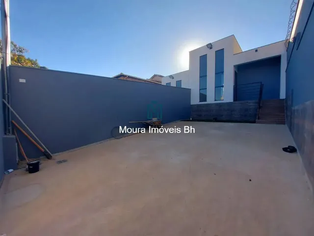 Imagem: Casa com 3 Quartos a Venda no Bairro Canaã