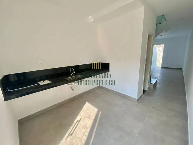 Imagem 7: Casa Geminada Duplex com 2 Quartos Á Venda no Bairro Canaã