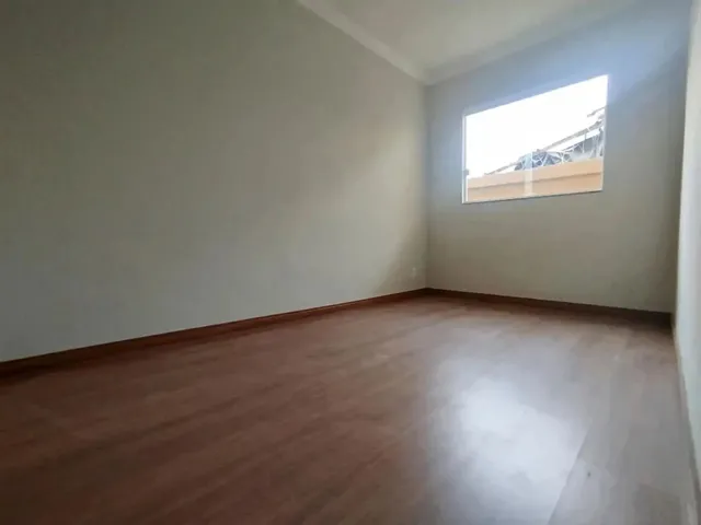 Imagem 12: Casa para Venda em Belo Horizonte, Candelária, 3 Dormitórios, 1 Suíte, 2 Banheiros, 1