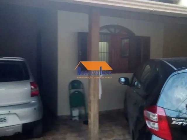 Imagem: Casa de 3 Quartos no Bairro Copacabana