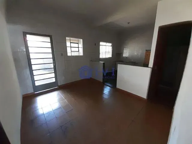 Imagem 13: Casa Grande de 3 Quartos Bairro Nova York