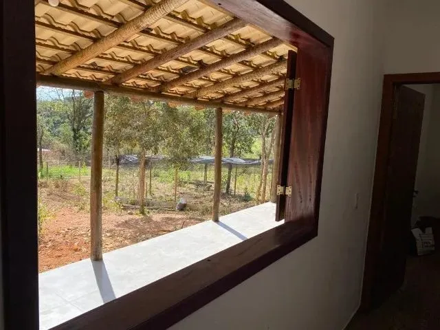 Imagem 5: Sitio 1.800M², Construção Nova, Acabamento de Primeira Linha, 2 Km do Asfalto