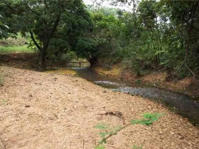 Imagem: Chácara de Ou - 1.100M² Riacho nos Fundos