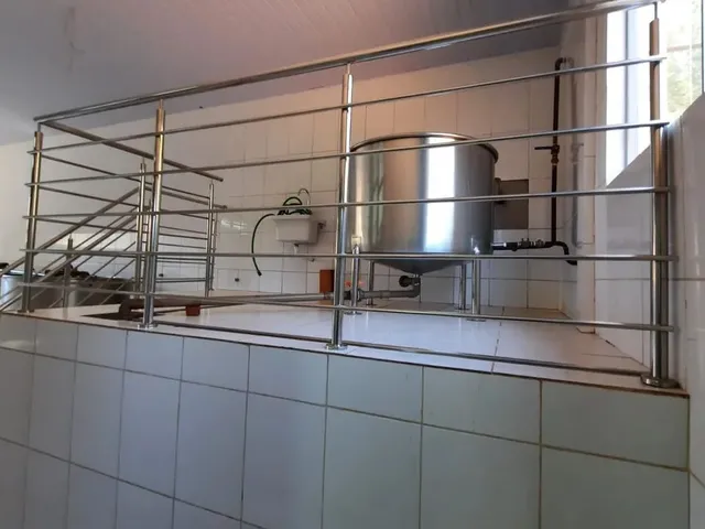 Imagem 15: Industria de Cachaça Cachaçaria com Canavial em Produção Aparecida de Goiânia Pronta