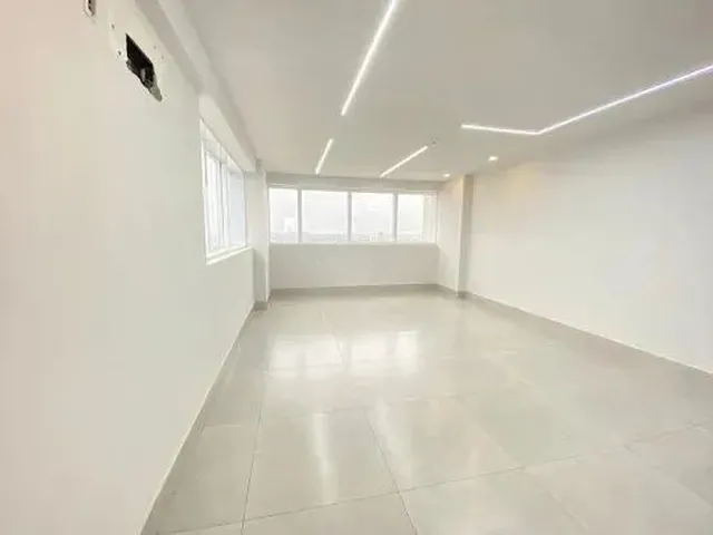 Imagem 6: E Business/ Sala Comercila de 43 Metros / com Acabamento e Proneto de Iluminação