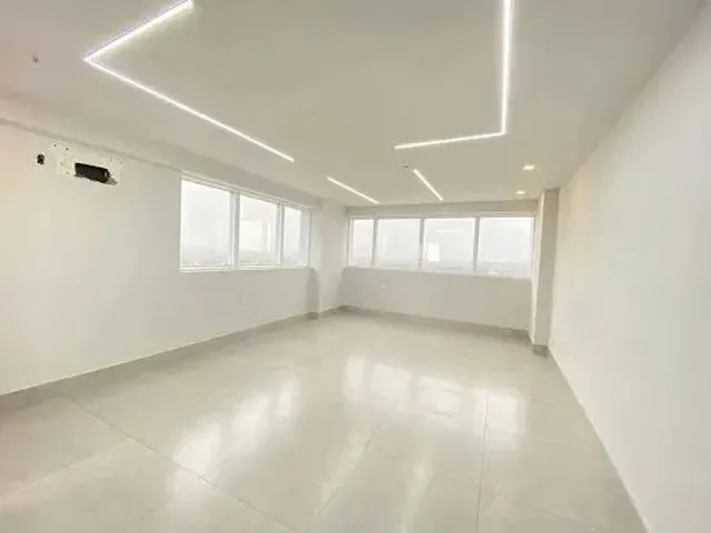 Imagem 13: E Business/ Sala Comercila de 43 Metros / com Acabamento e Proneto de Iluminação