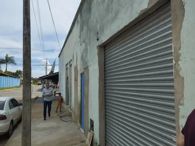 Imagem 5: Vendo 2 Salas Comerciais com 2 Kitnets, Sendo 1 Quarto , Sala , Banheiro, Área De
