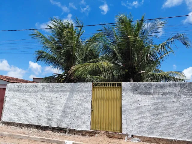 Imagem: O terreno possui 400m² de Área e está localizado em