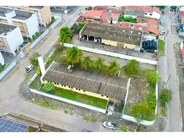 Imagem 4: Terreno de Esquina em Lagoa Nova com 2.500 M² + Galpão Construído Oportunidade Única