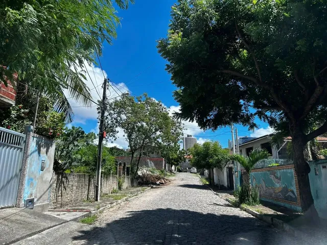 Imagem: Terreno na Vila de Ponta Negra